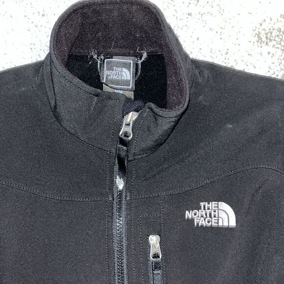The North Face Boys TNF Bionic Apex Soft Shell Jacket M Black Outdoors Winter - Picture 2 of 8